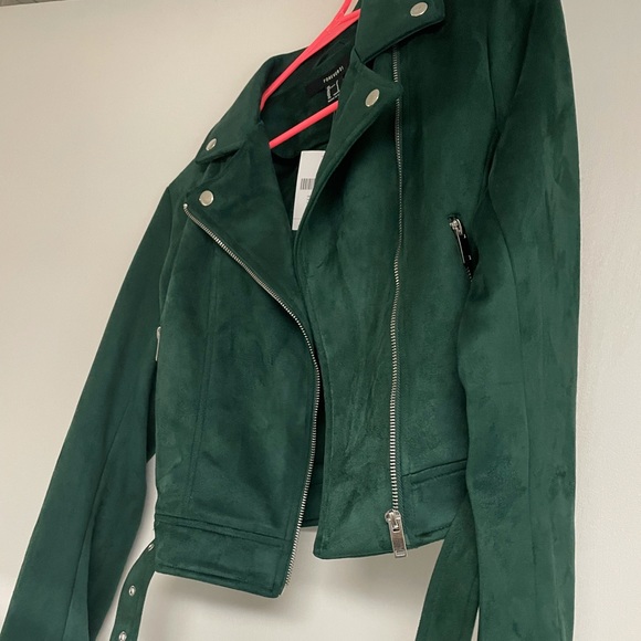 Forever 21 green suade - Picture 2 of 4